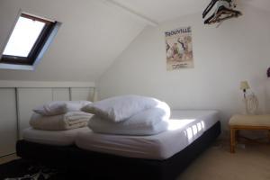 Appartements Charming apartment next to the sea in Trouville : photos des chambres