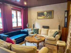 Appartements La Maison Bleue - Historic House in the Heart of Riquewihr : photos des chambres