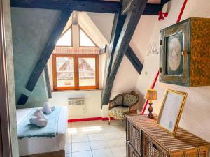 Appartements La Maison Bleue - Historic House in the Heart of Riquewihr : photos des chambres