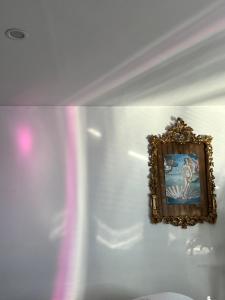 Designer Loft 60m sq in Cracow Center Sunny Top-Floor Apartment with Balcony, King Bed & Great Transport