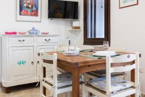 GuestHost - Sa Serenada img7