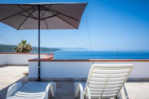 GuestHost - Sa Serenada img30