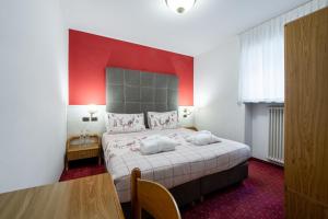 Economy Twin Room room in Hotel il Caminetto Sport
