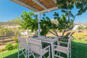 ANCIENT MEROPIA - ARTEMIS, Traditional House- Family, Apollonia