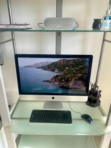 Apartamento inteiro 3 ambientes 3 WCs 2 vagas gigantes e iMac