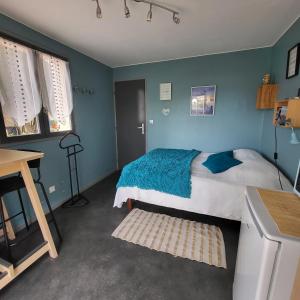 Chambre spacieuse climatisée sur la route des plages