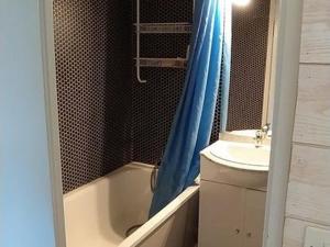 Studio cabine 26m² avec balcon sud-ouest à Barcelonnette - FR-1-804-45