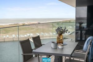 Oosteroever Seaview - luxury stay with sea view in Ostend