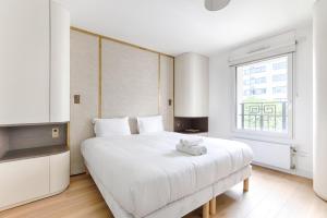 Appartements Appartement de luxe avec terrasse 3BR Levallois : photos des chambres