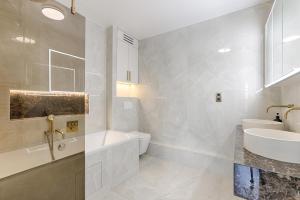 Appartements Appartement de luxe avec terrasse 3BR Levallois : photos des chambres