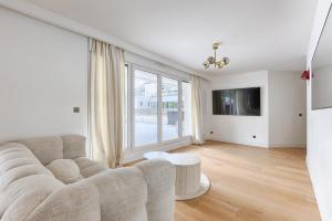 Appartements Appartement de luxe avec terrasse 3BR Levallois : photos des chambres