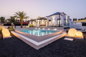 Villa Orchilla by ECR