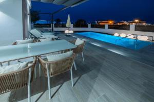 Villa Orchilla by ECR