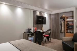 Hotels Best Western Premier Le Patio des Artistes Wellness Jacuzzi : photos des chambres