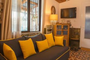 Urban Seaside Oasis - Adrianas Garden Paradise