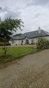 Modern Countryside apartment Killmallock Lodge