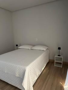 Suíte com Entrada Independente em mineiros