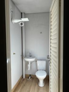 Suíte com Entrada Independente em mineiros