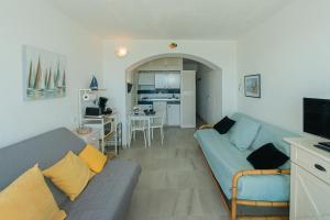 WELCS ESTUDIO 275 EMP con vistas al mar