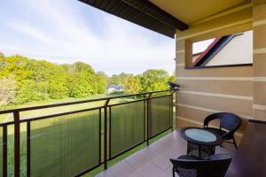 Peaceful Apartment Wrzosowo Bay with Parking by Noclegi Renters