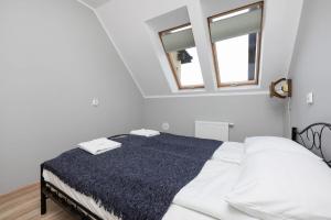 Peaceful Apartment Wrzosowo Bay with Parking by Noclegi Renters