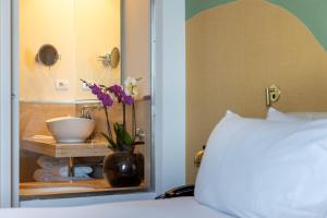 Executive King Room room in Hilton Florence Metropole