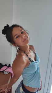 Mobil-home climatisé dans parc résidentiel avec piscine