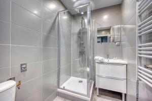 Le Perroquet - Parking - Campus