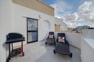 Sliema Exclusive 4-Bedroom Apartments and Penthouse with Jacuzzi
