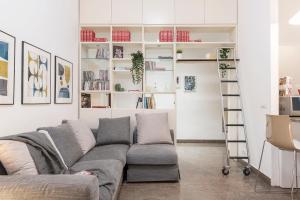 Casa Aurora - WelcomeToRhome