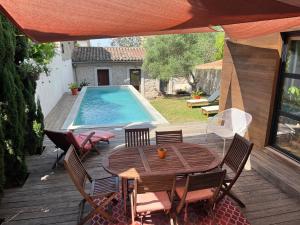 B&B / Chambres d'hotes Chambre A la croisee des sens : photos des chambres