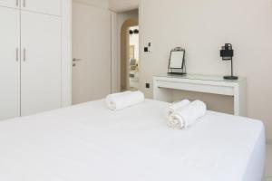 Stylish 2 Bdrm Apartment In Neos Kosmos