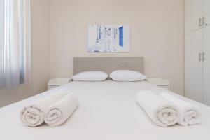 Stylish 2 Bdrm Apartment In Neos Kosmos