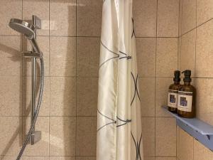 Appartements La Maison Bleue - Historic House in the Heart of Riquewihr : photos des chambres
