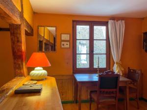 Appartements La Maison Bleue - Historic House in the Heart of Riquewihr : photos des chambres