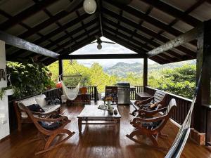 Villa del Pino en Quintas del Bosque