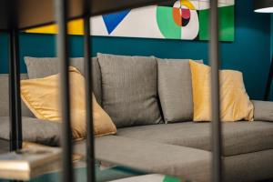 Cityscape Charm Spacious 3 Bedroom Haven for 7