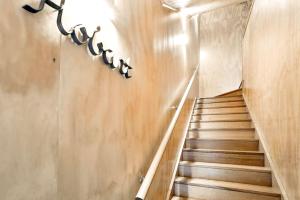 Down the Lane at 408 - On the North Hobart Strip