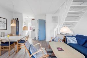 4108-borre-Klintholm-havneby-8