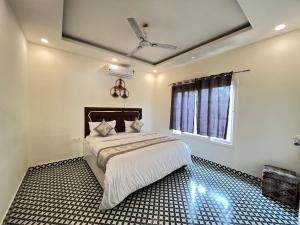 GoBravo 71- 2BHK Farm with Pool & Garden Sector 150 Noida