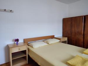 Guesthouse Porobic 3-Bed Room Terrace