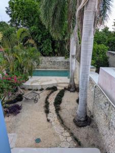 Casa Kiiwik - Luxury Property with a Private Outdoor Pool and Parking in Central Merida