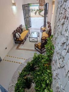 Casa Kiiwik - Luxury Property with a Private Outdoor Pool and Parking in Central Merida
