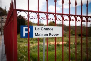 Appartements La Grande Maison Rouge : photos des chambres