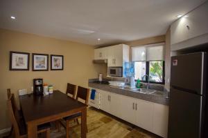 Loft with pool - a few steps from the beach!