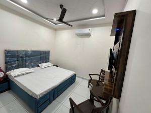 V2 Guest House