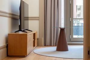 Charming Mezzanine in Aliados by LovelyStay