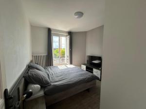 Appartement lumineux et spacieux avec 2 chambres