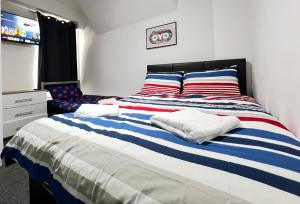 Standard Triple Room room in Stratford Hotel