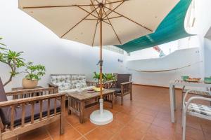 Casa Pez Tarifa Beach House, Patio & Easy Parking